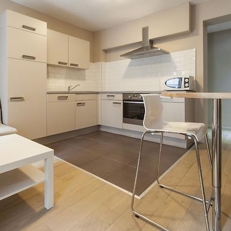 Madou City Center Apartment Brussels Room photo