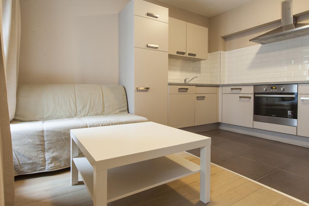 Madou City Center Apartment Brussels Room photo