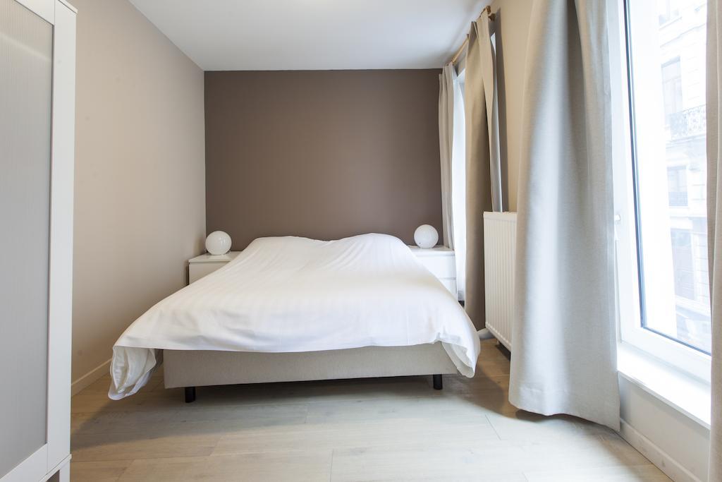 Madou City Center Apartment Brussels Room photo